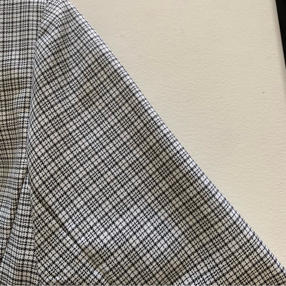 Rachel Zoe Ruched Sleeve Blazer in Plaid - Picture 9 of 13